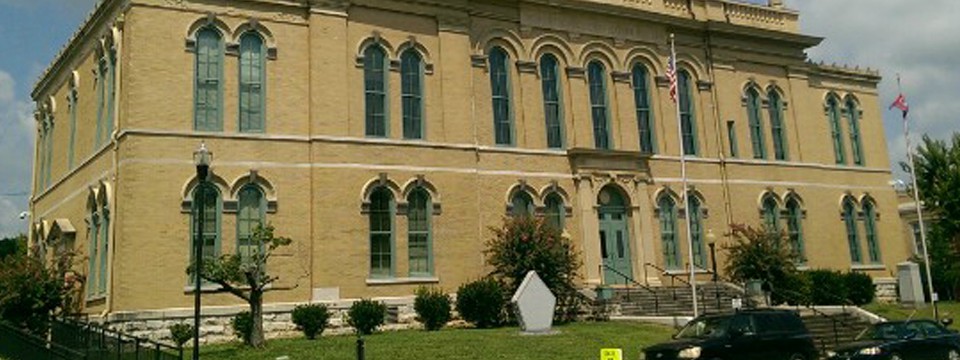 court house in robertson county